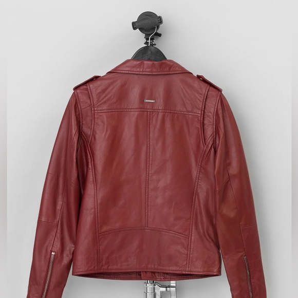 Red leather jacket - Picture 2 of 8